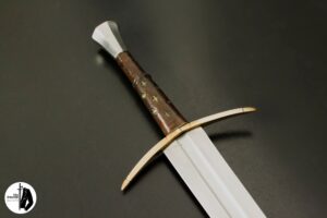 Long sword + leather scabbard